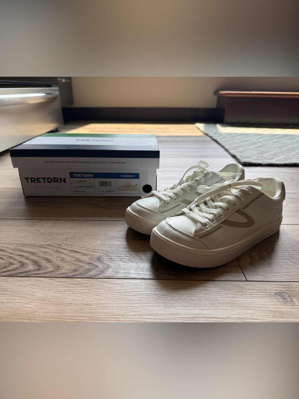Tretorn Women’s Hopper Sneakers Serve Size 7
